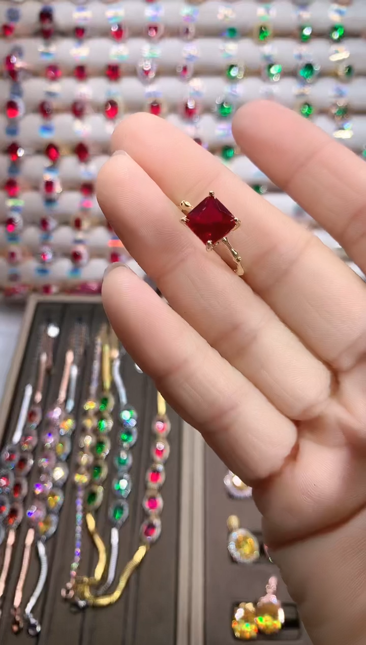 【闪购商品】红宝石戒指银S925镶嵌金色8