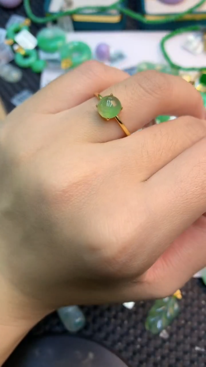 颈饰未镶嵌翡翠1