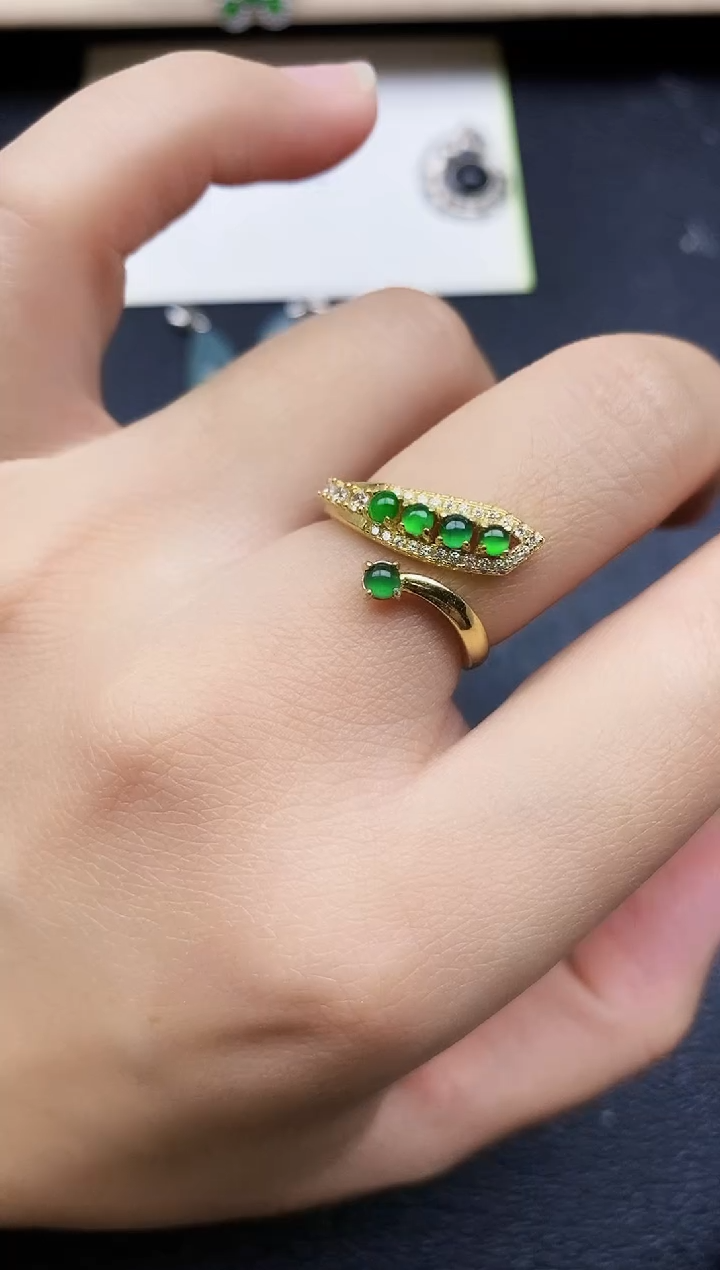 【闪购商品】翡翠戒指银S925镶嵌11111