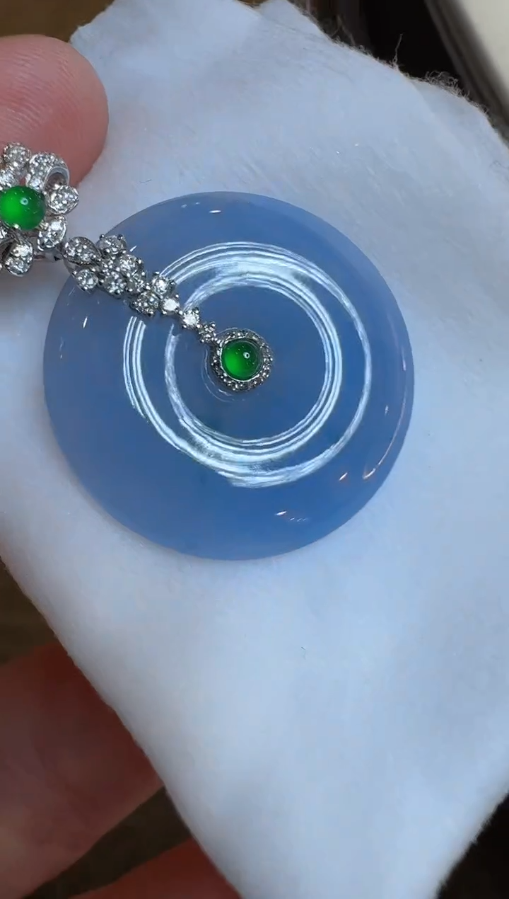 【闪购商品】翡翠吊坠(不含链)18K金镶嵌多样性团购发一件