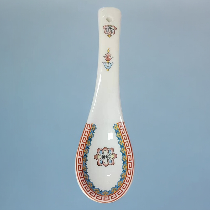 家用陶瓷精美小汤勺