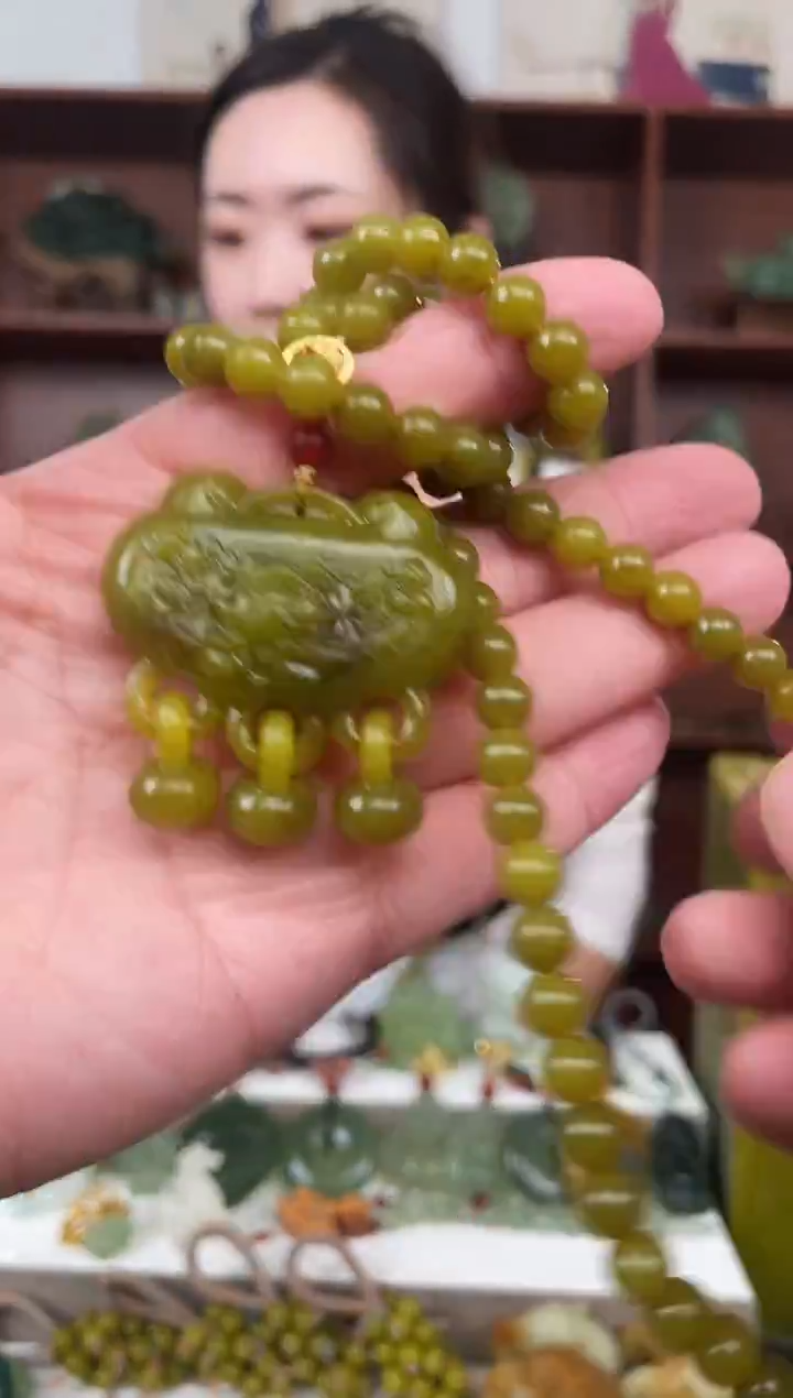 未镶嵌蛇纹石玉颈饰多样性发货拍一发一