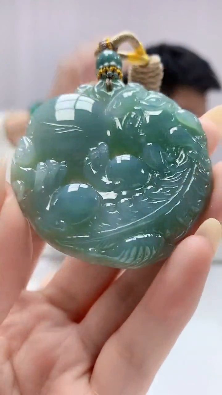 【闪购商品】定制翡翠未镶嵌5028DD-毛货挂件48