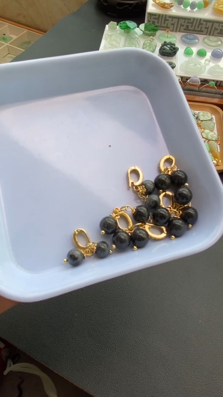 颈饰未镶嵌翡翠多样性发其一