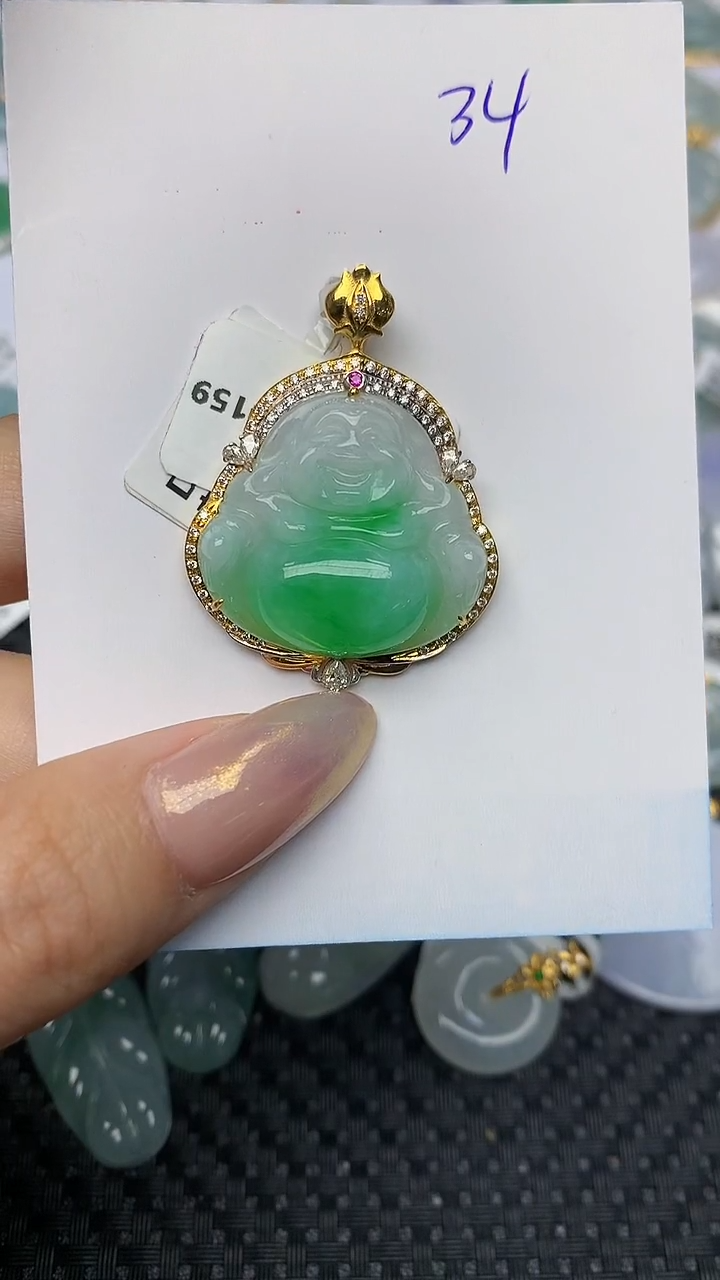 【闪购商品】翡翠颈饰18K金镶嵌天然翡翠a货