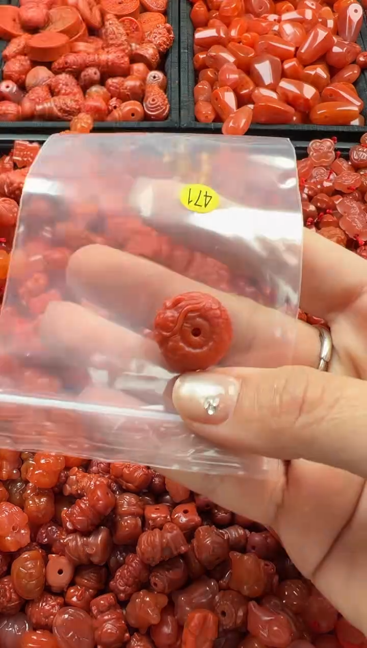 【闪购商品】南红玛瑙颈饰未镶嵌1