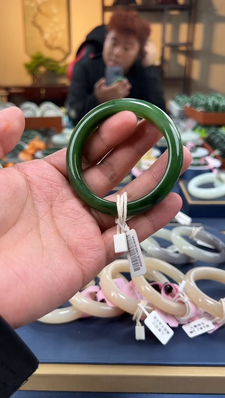 【闪购商品】和田玉未镶嵌手镯A0051-54