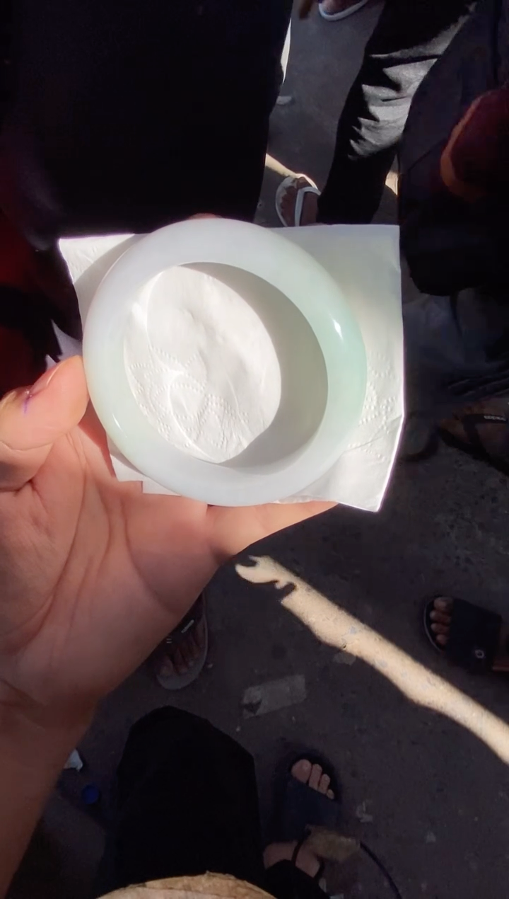 未镶嵌手镯翡翠手镯