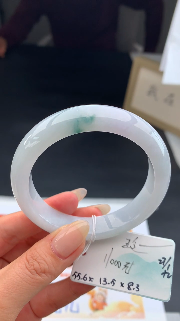 【闪购商品】翡翠手镯未镶嵌下单联系客服核对地址哦