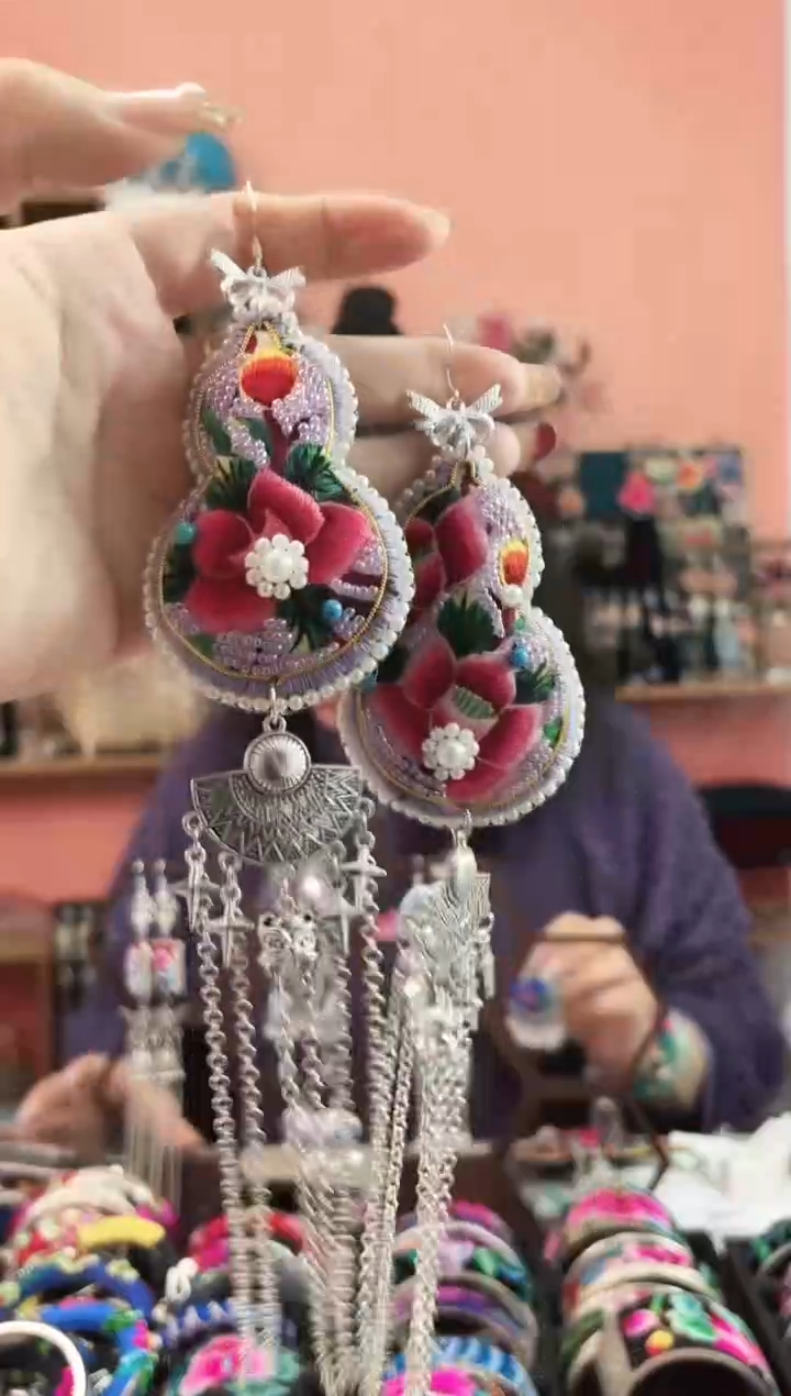 艺枝独绣手工饰品4