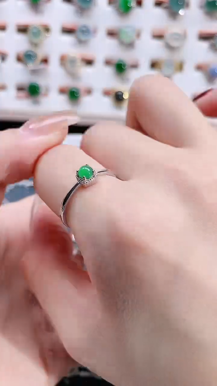 银S925镶嵌戒指翡翠天然翡翠