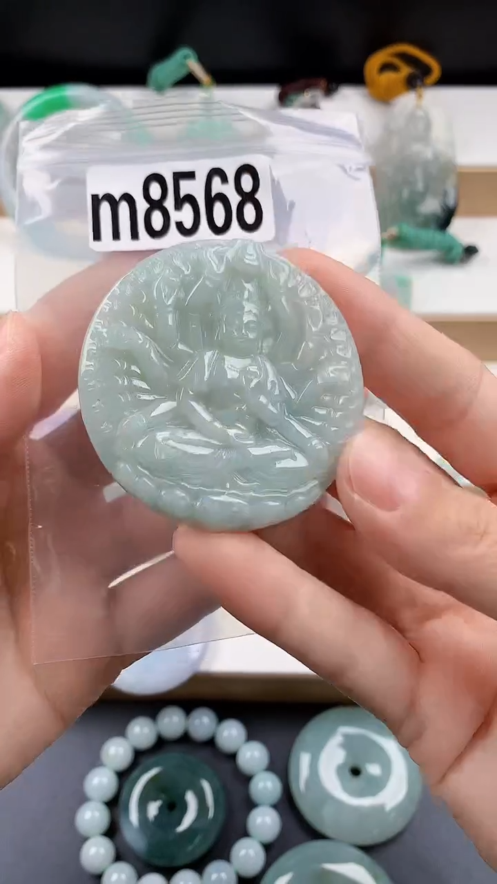 颈饰未镶嵌翡翠天然翡翠吊坠挂件