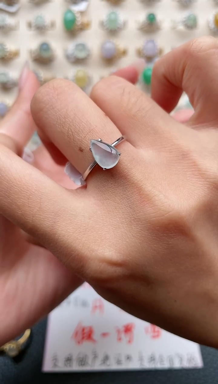 【闪购商品】翡翠戒指银S925镶嵌1111