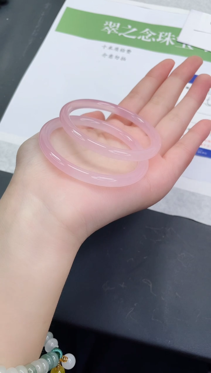 【闪购商品】石英质玉未镶嵌手镯M165-52+