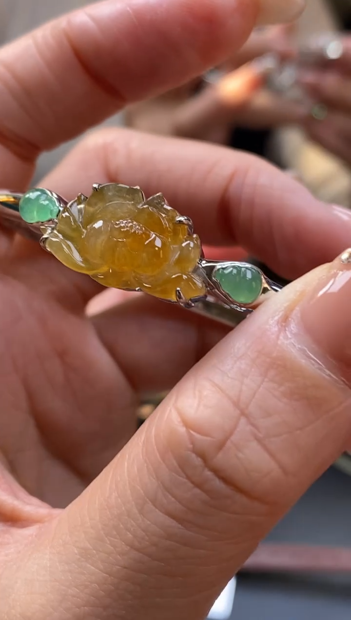 颈饰银S925镶嵌翡翠净货18262