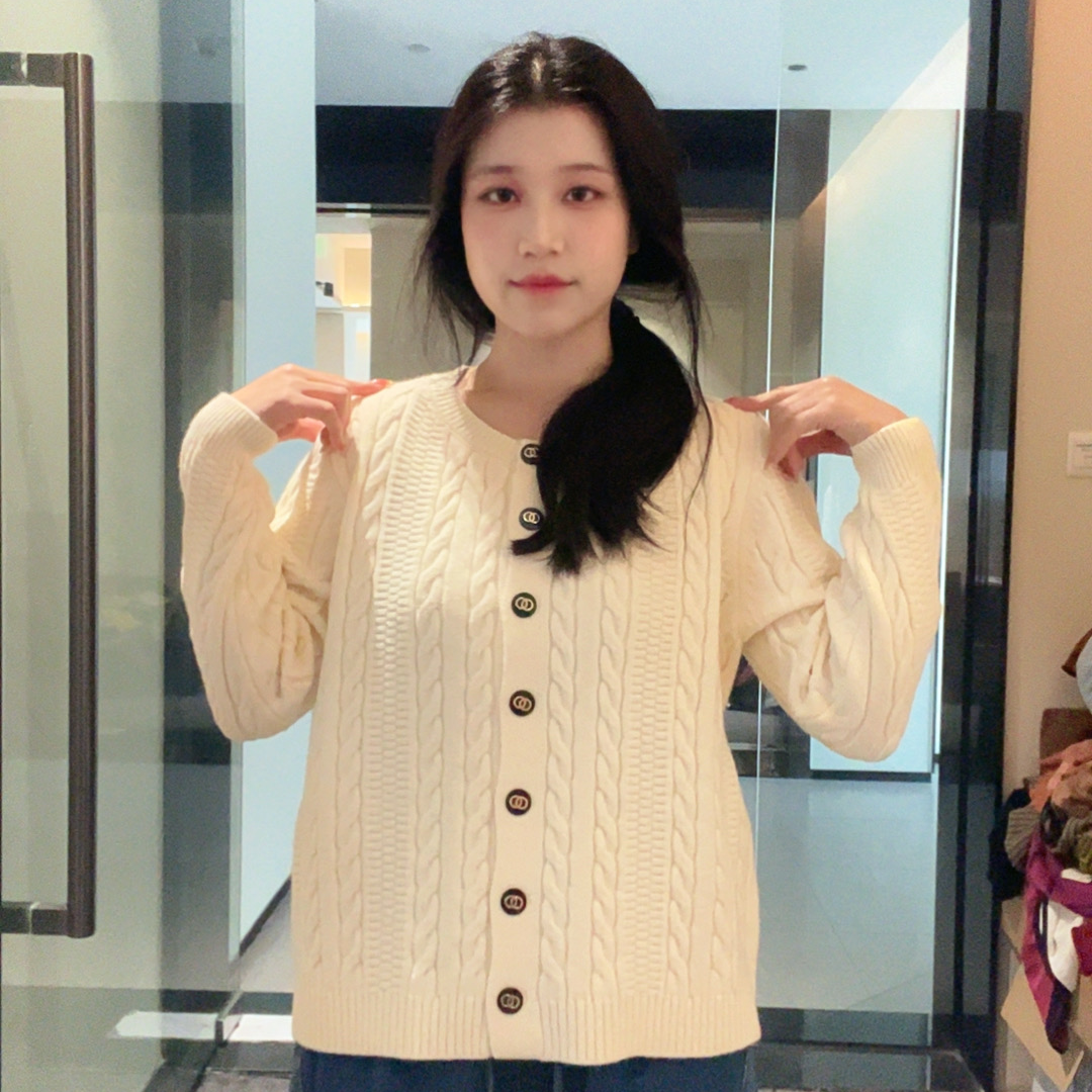 螺纹设计针织衫女2025秋冬新款长袖圆领纯色厚款毛针织衫上衣时尚