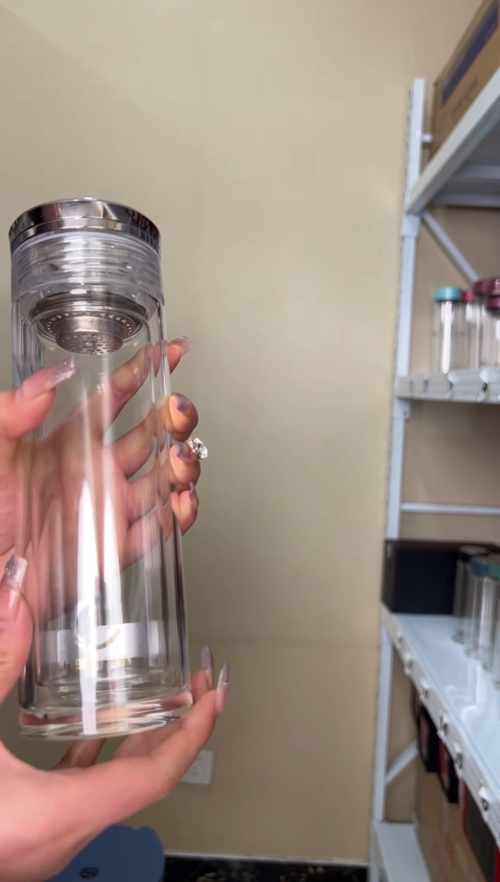 【闪购商品】双层高档300ml高硼硅茶杯7052K