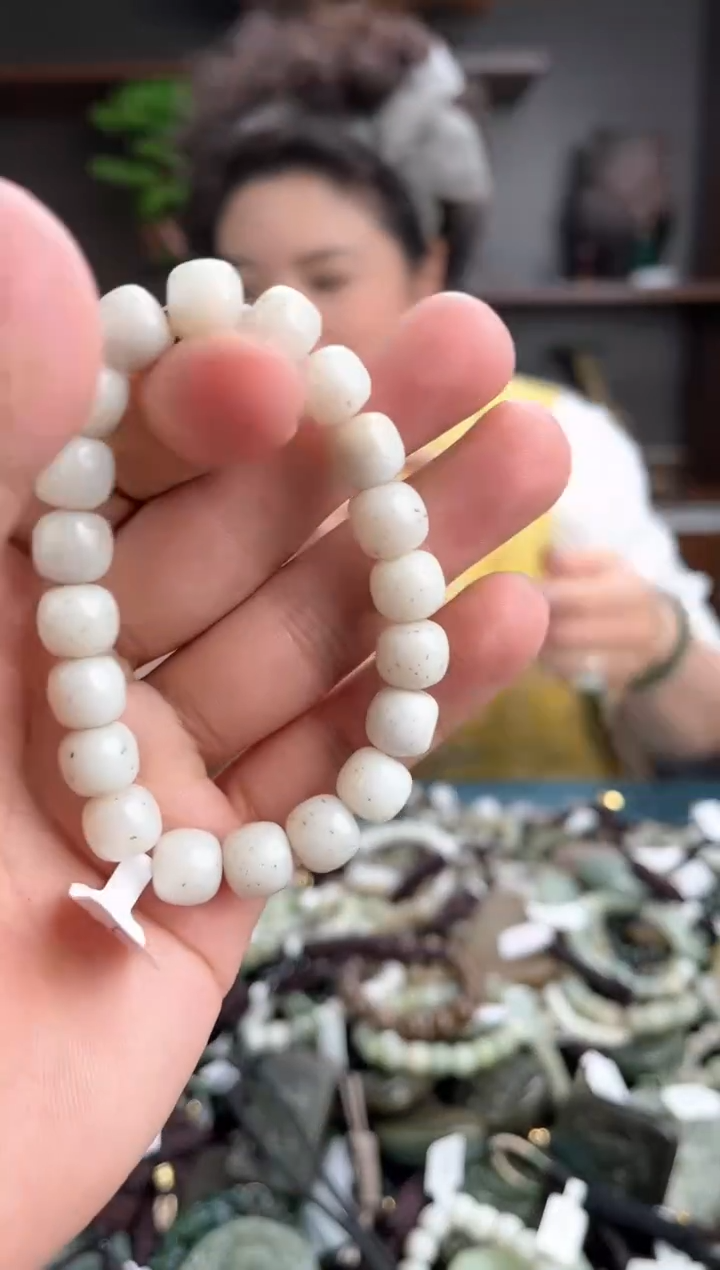 和田玉未镶嵌颈饰多样性发货，一物一拍