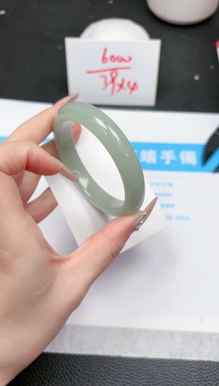 【闪购商品】石英质玉手镯未镶嵌631-55.9