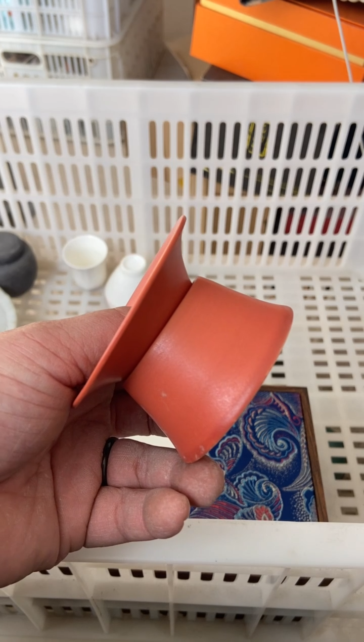 杯无运费险有瑕疵的摄影的产品有使用过的痕迹有点脏介意勿拍