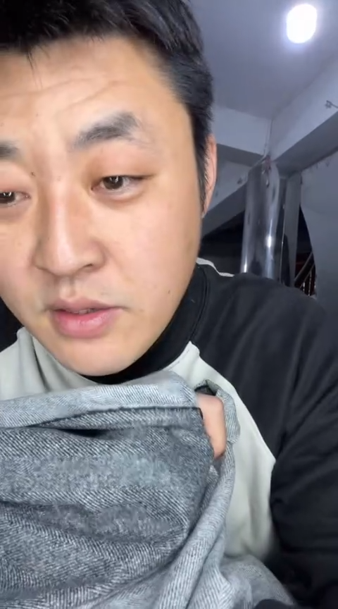 黄****21米布料差价