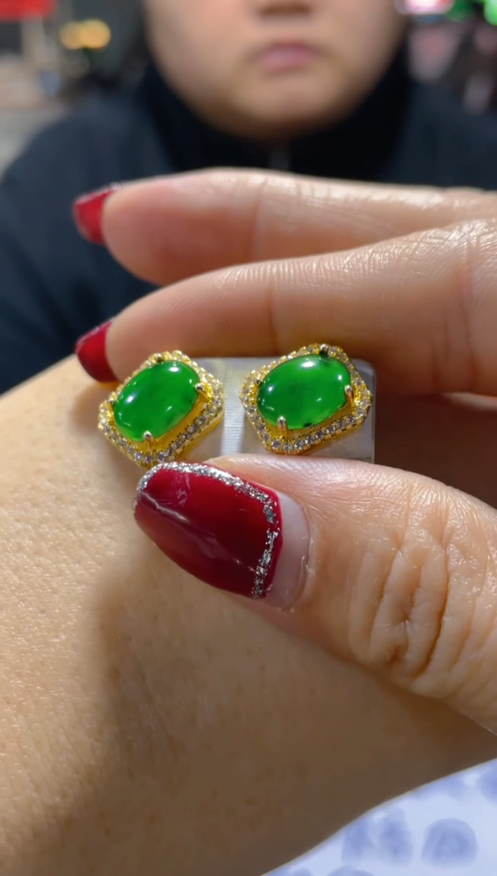 【闪购商品】定制翡翠未镶嵌天然A货翡翠假一罚四（多样性发货）