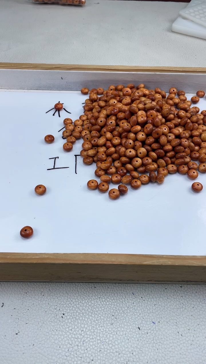 【闪购商品】柏木（崖柏）散珠摆件