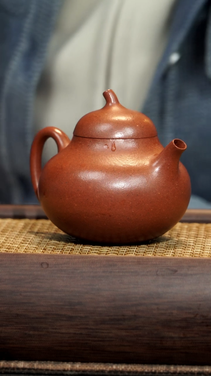 【闪购商品】紫砂茶壶茄瓜降坡泥
