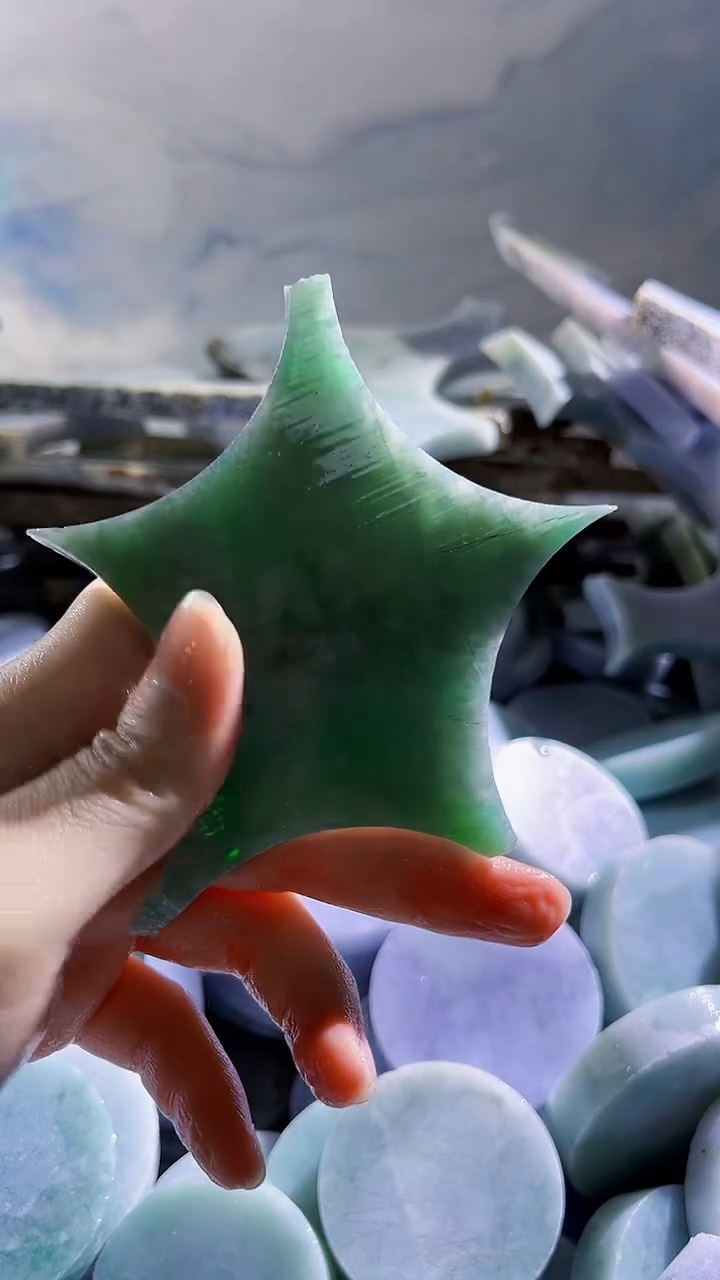 翡翠裸石缅甸翡翠A货俄2064