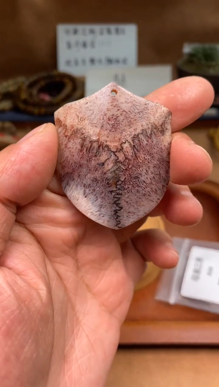 【闪购商品】鹿骨其他母鹿三界A44