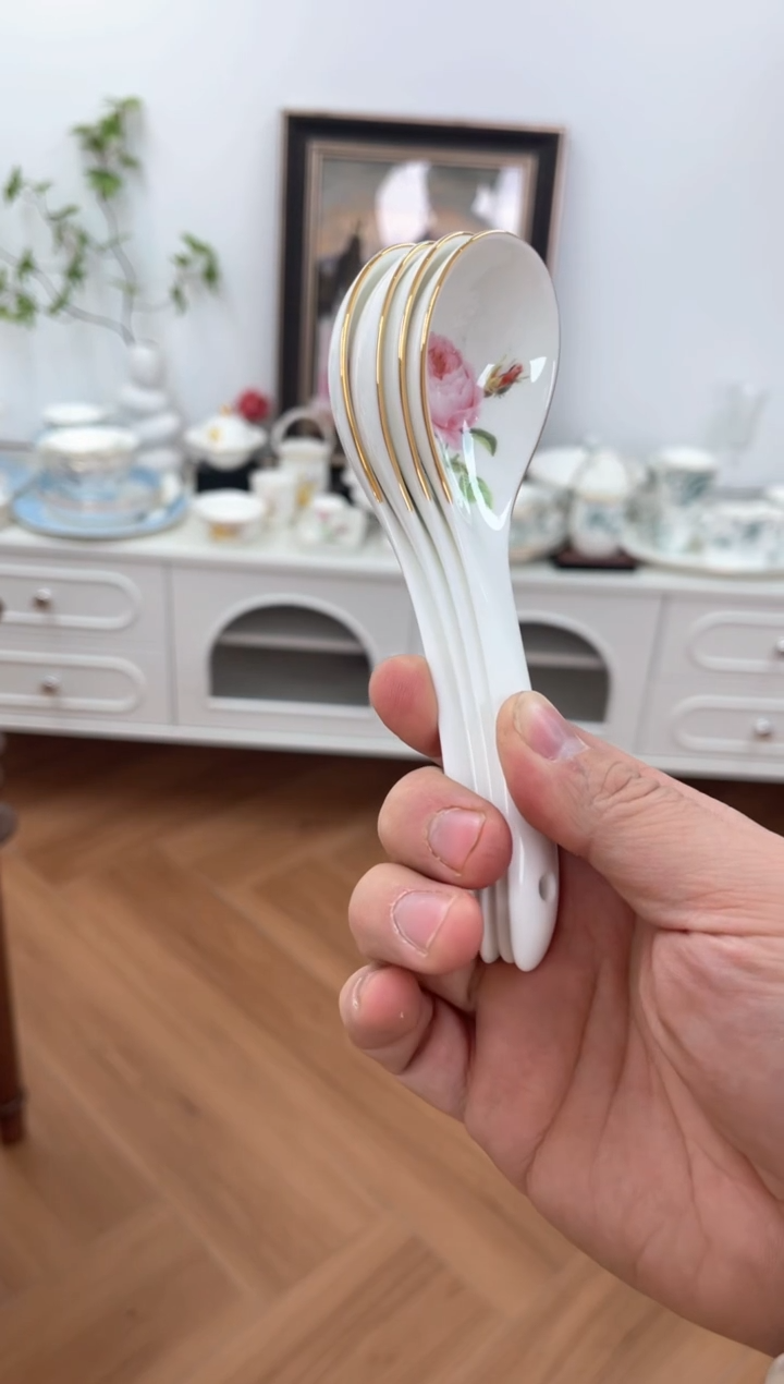 【闪购商品】碗玫瑰花小汤勺4个