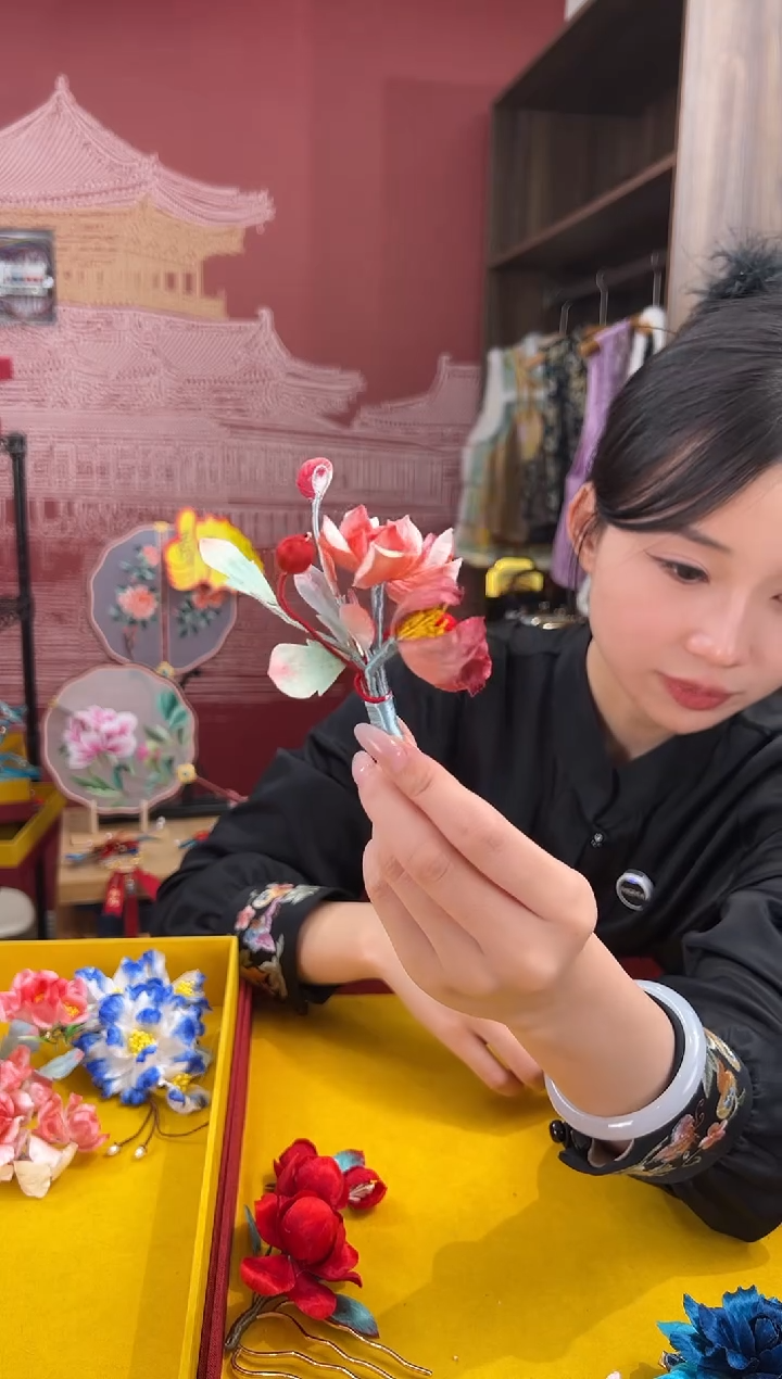 【闪购商品】刺绣非遗绒花（发饰）