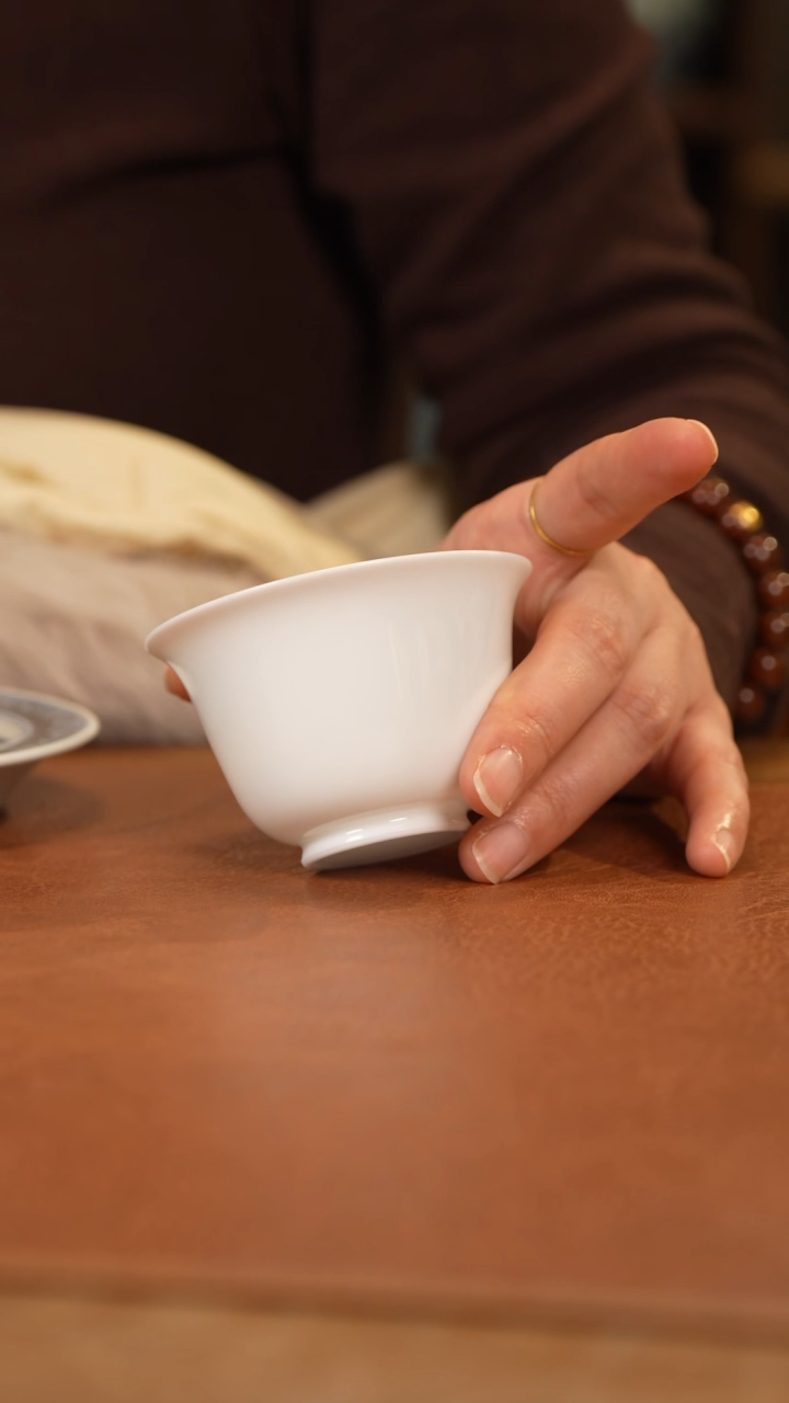 【闪购商品】杯景德镇白胎铃铛杯