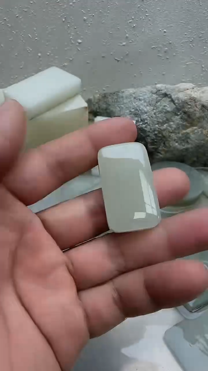 颈饰未镶嵌和田玉14