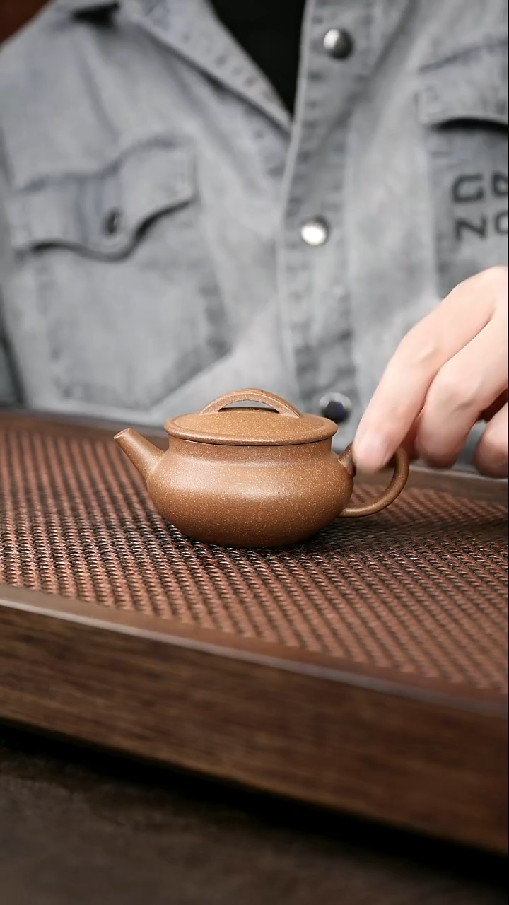 茶壶紫砂青降坡瓦罐