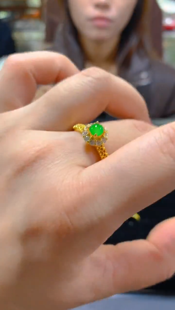 未镶嵌戒指翡翠多样性发一