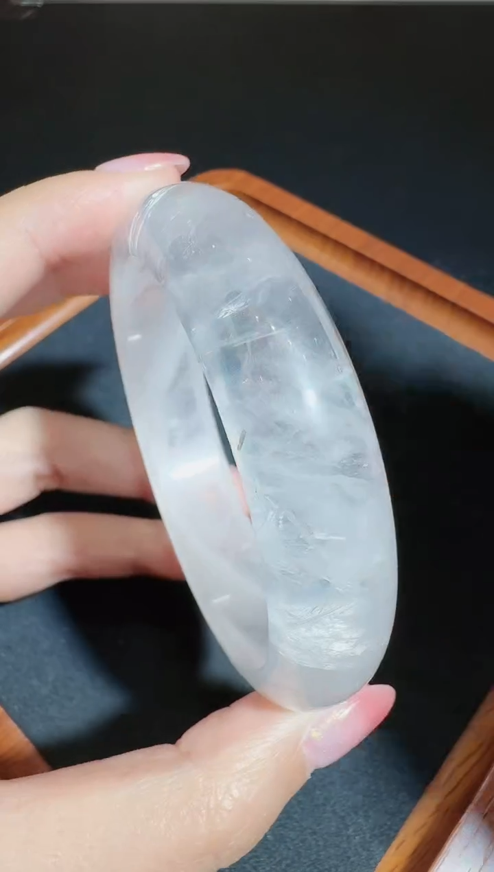 【闪购商品】水晶手镯未镶嵌发一件