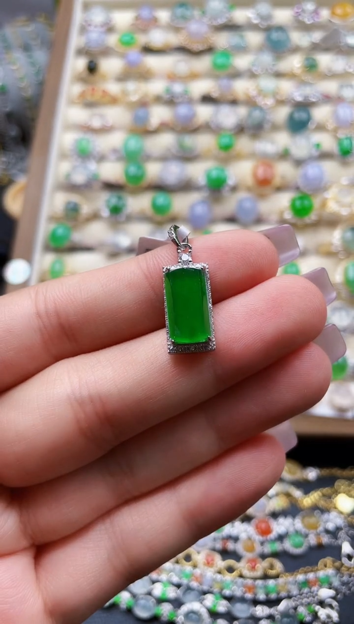 颈饰银S925镶嵌翡翠173
