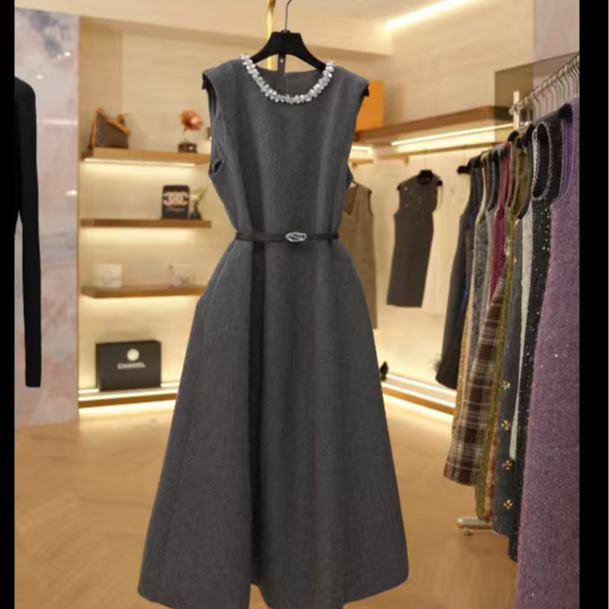 【J】气质网红无袖背心裙女装秋冬季高级感洋气连衣裙女JJ041