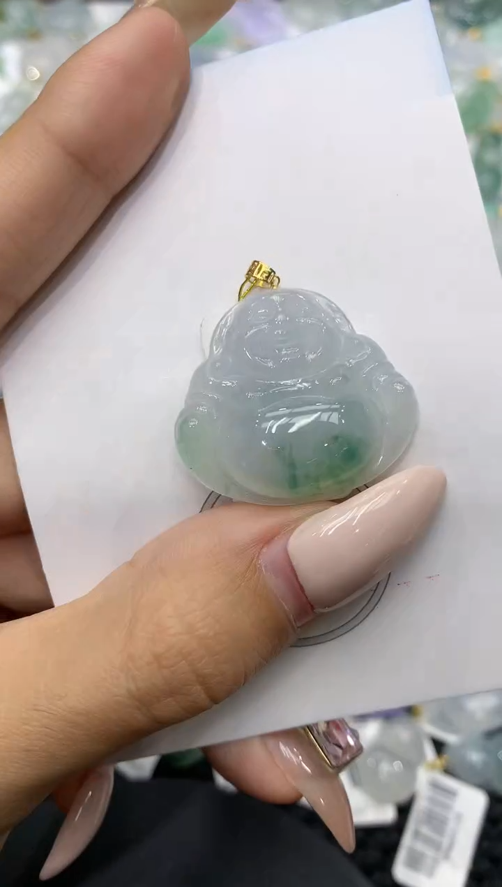 颈饰18K金镶嵌翡翠111111111111