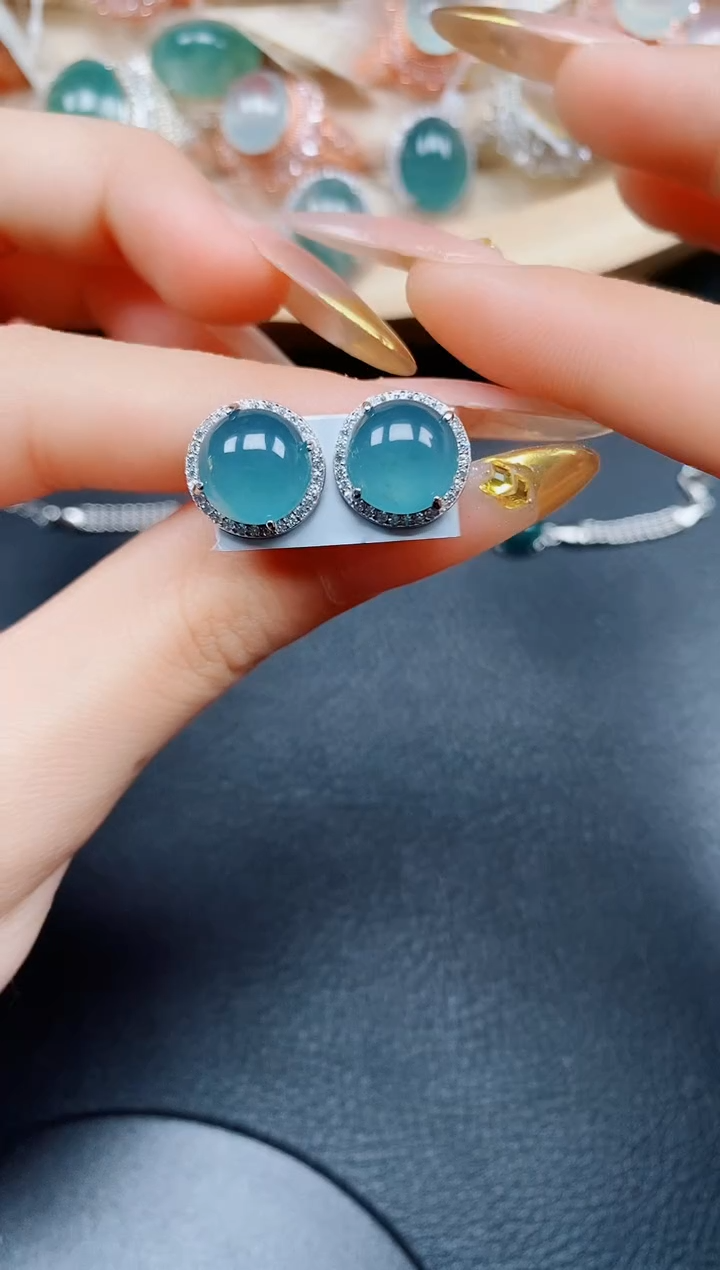 【闪购商品】翡翠耳饰银S925镶嵌翡翠