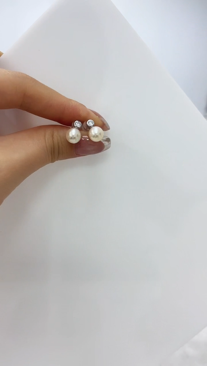 【闪购商品】海水珍珠DA银S925镶嵌耳钉 C1121