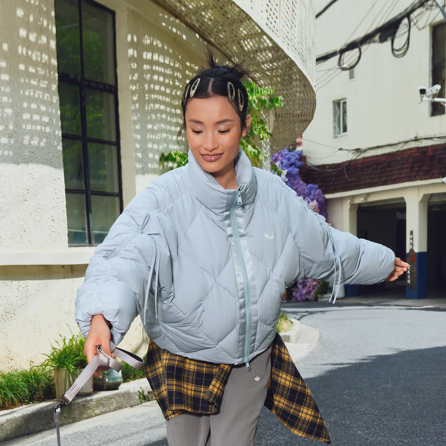 adidas/阿迪达斯新款秋冬时尚百搭打褶蝴蝶结羽绒夹克外套KC2612