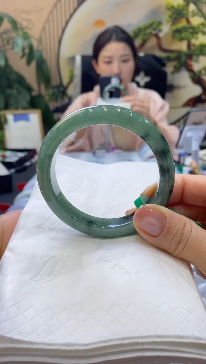【闪购商品】翡翠手镯未镶嵌99903255