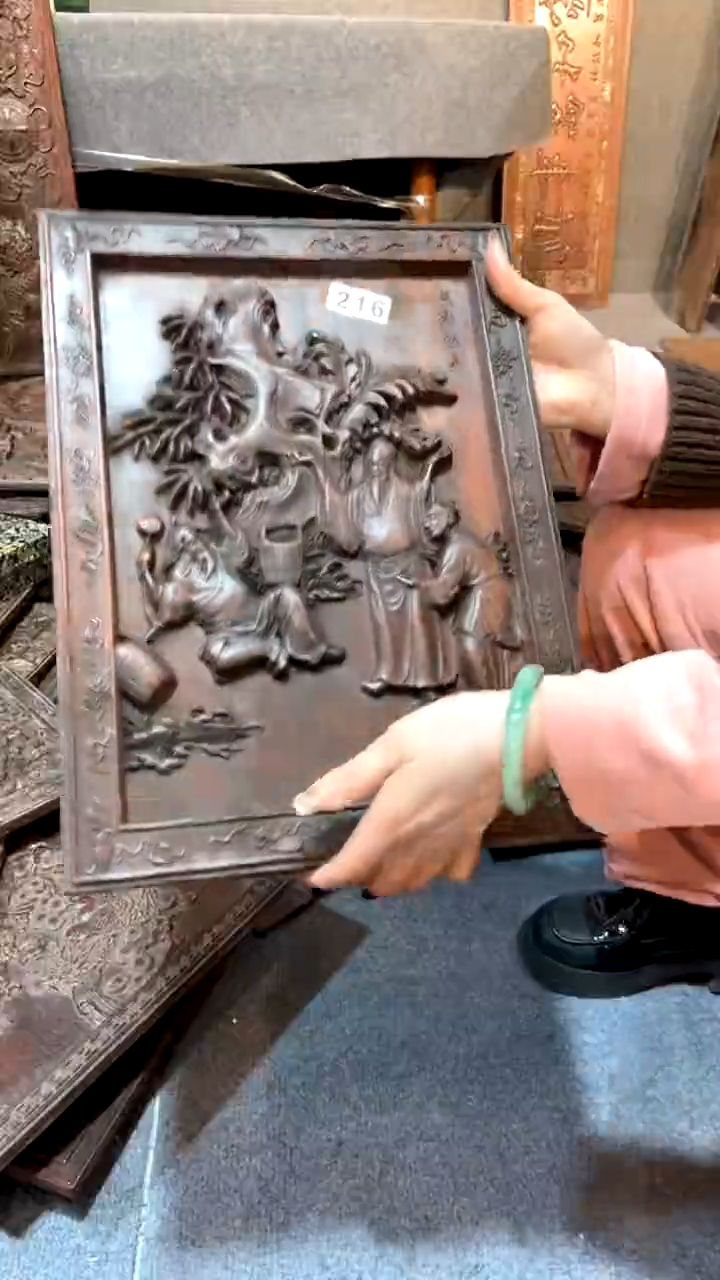 【闪购商品】木紫檀雕刻一物一拍以直播间为准