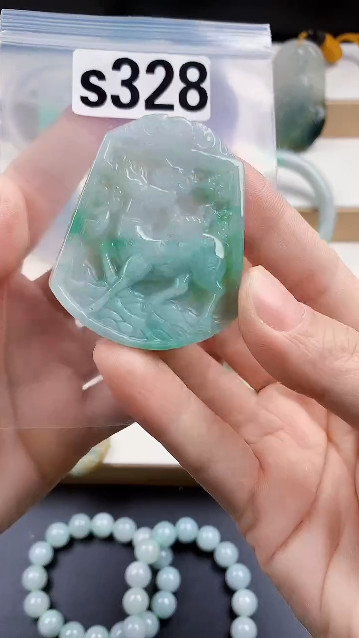 颈饰未镶嵌翡翠天然翡翠吊坠挂件