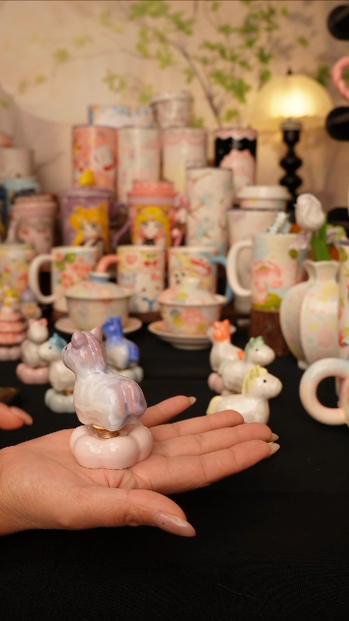 陶景德镇手绘的杯子  