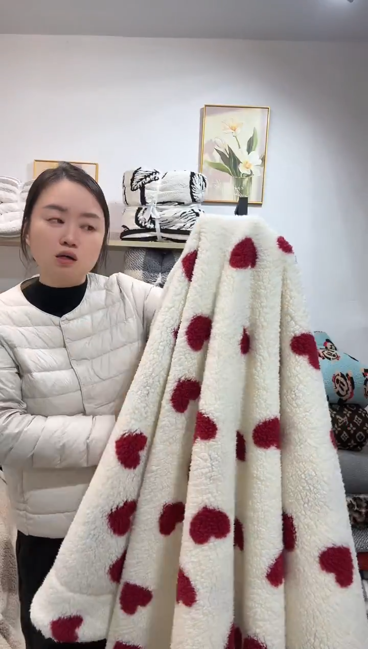 聚酯纤维150*200爱心双糕糕