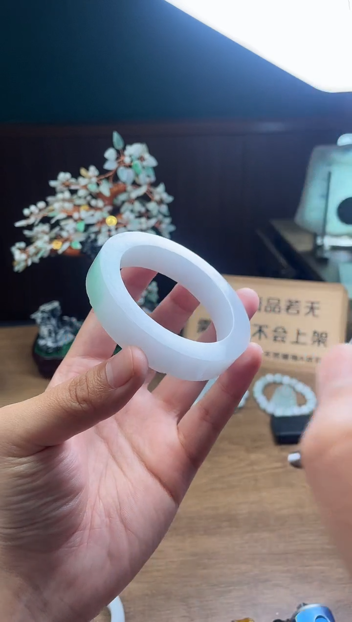 【闪购商品】定制翡翠手镯未镶嵌定制