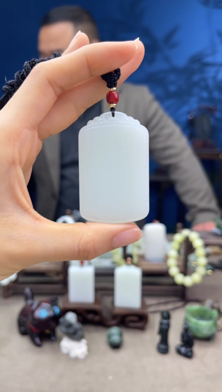 【闪购商品】和田玉颈饰未镶嵌1